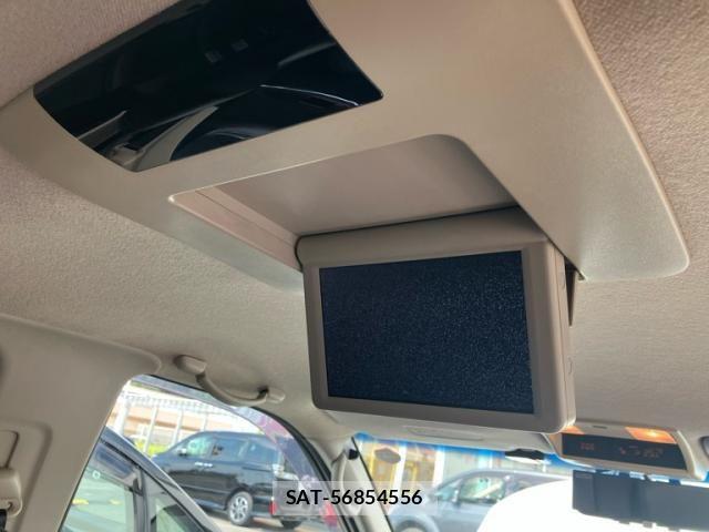 Nissan ELGRAND 2010-04 8314332-21