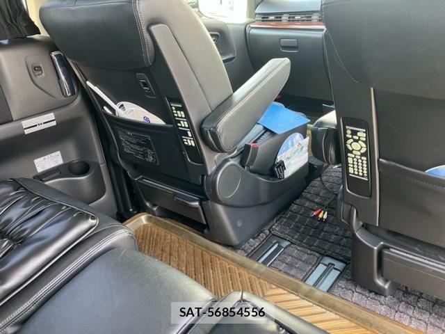Nissan ELGRAND 2010-04 8314332-22