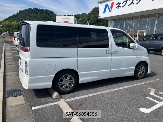 Nissan ELGRAND 2010-04 8314332-3