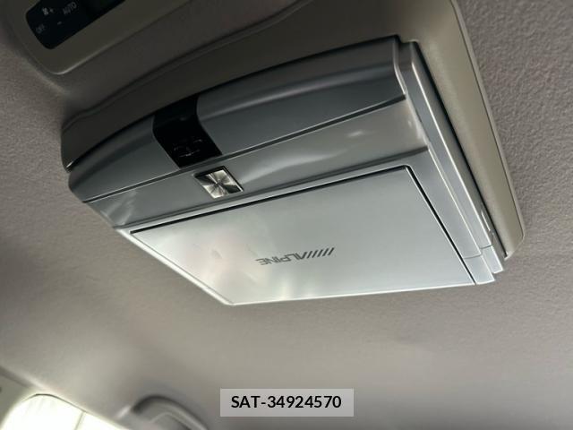 Nissan ELGRAND 2010-08 8314328-14