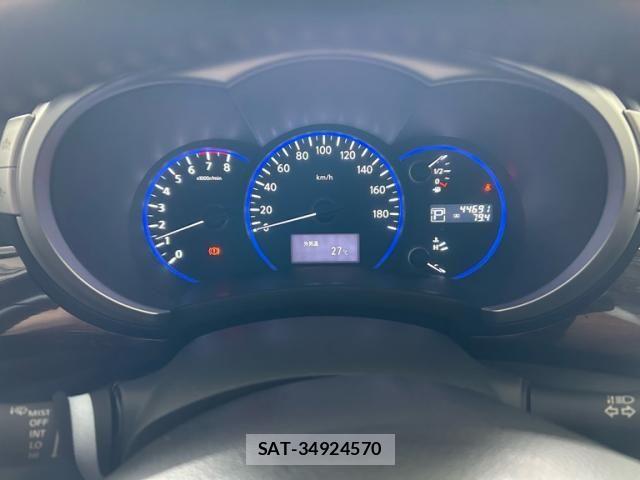 Nissan ELGRAND 2010-08 8314328-17