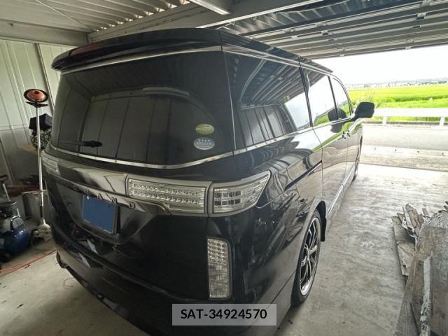 Nissan ELGRAND 2010-08 8314328-2
