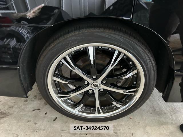 Nissan ELGRAND 2010-08 8314328-8
