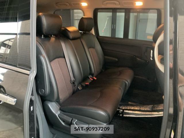 Nissan ELGRAND 2012-02 8314330-15