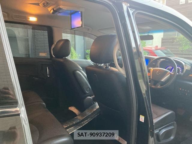 Nissan ELGRAND 2012-02 8314330-16