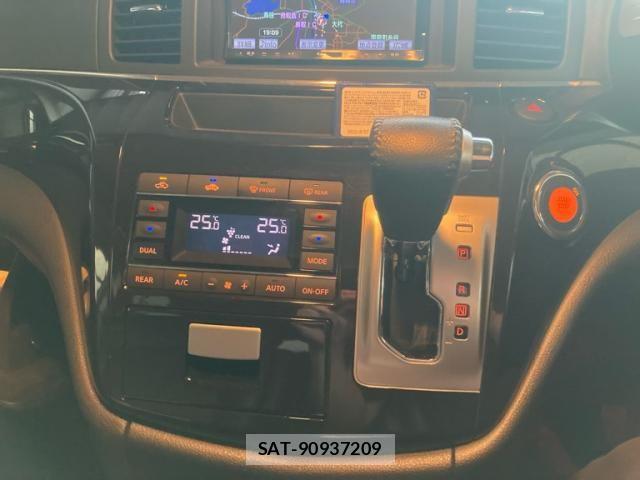 Nissan ELGRAND 2012-02 8314330-26