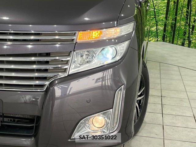 Nissan ELGRAND 2013-07 8335728-12