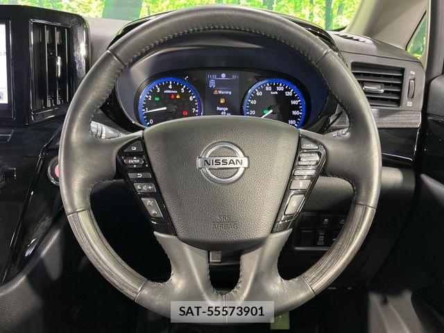 Nissan ELGRAND 2021-08 8335725-11