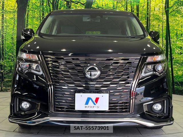 Nissan ELGRAND 2021-08 8335725-14