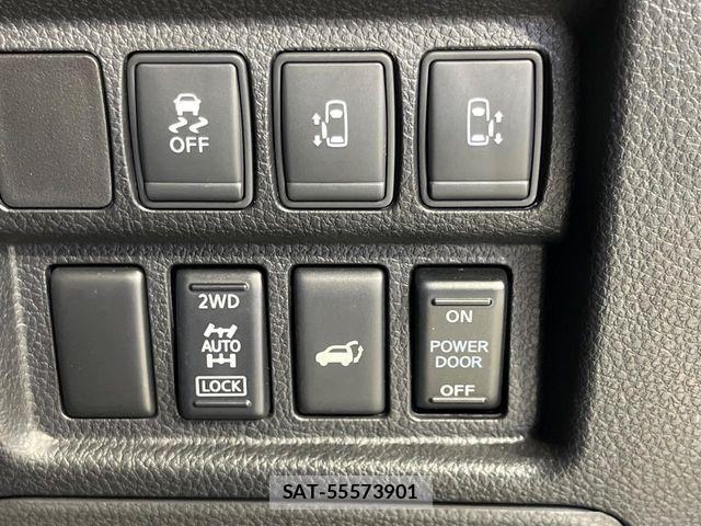 Nissan ELGRAND 2021-08 8335725-2