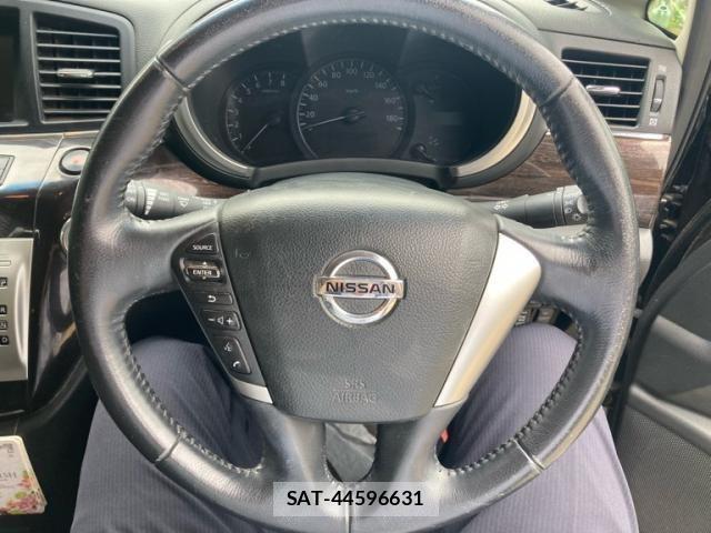 Nissan ELGRAND 2011-07 8335730-10