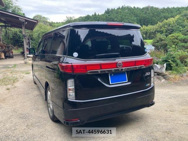 Nissan ELGRAND 2011-07 8335730-5