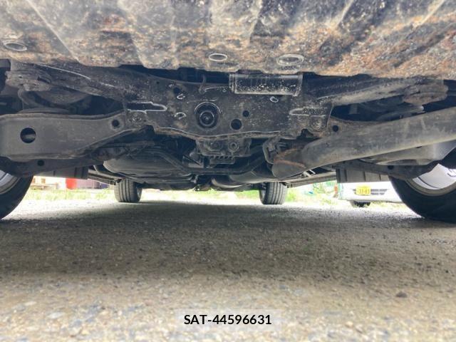 Nissan ELGRAND 2011-07 8335730-6