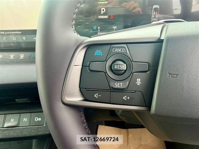 Nissan ELGRAND 2026-08 8365760-11