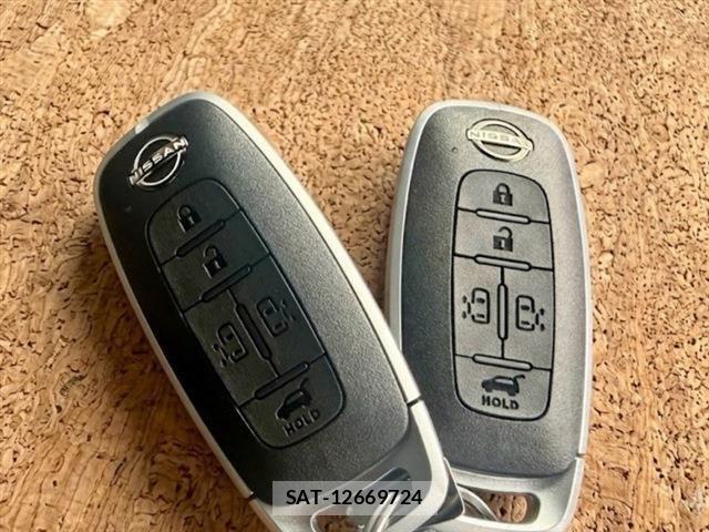 Nissan ELGRAND 2026-08 8365760-17