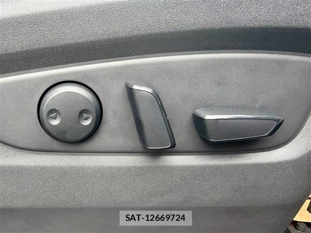 Nissan ELGRAND 2026-08 8365760-21