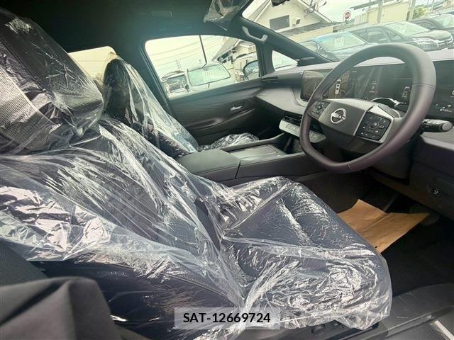 Nissan ELGRAND 2026-08 8365760-23