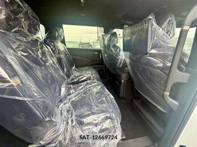 Nissan ELGRAND 2026-08 8365760-26