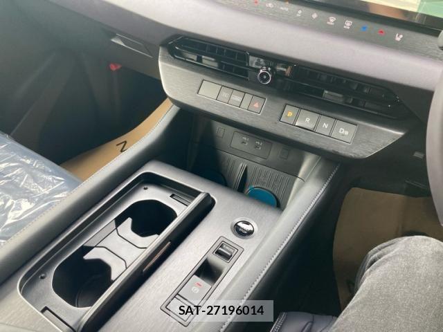 Nissan ELGRAND 2026-07 8365759-25
