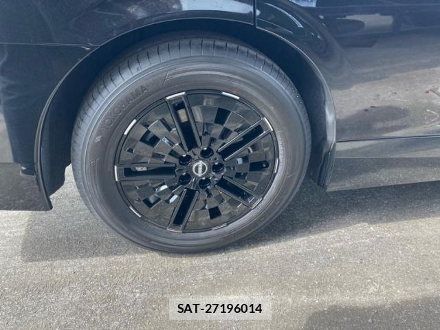 Nissan ELGRAND 2026-07 8365759-7