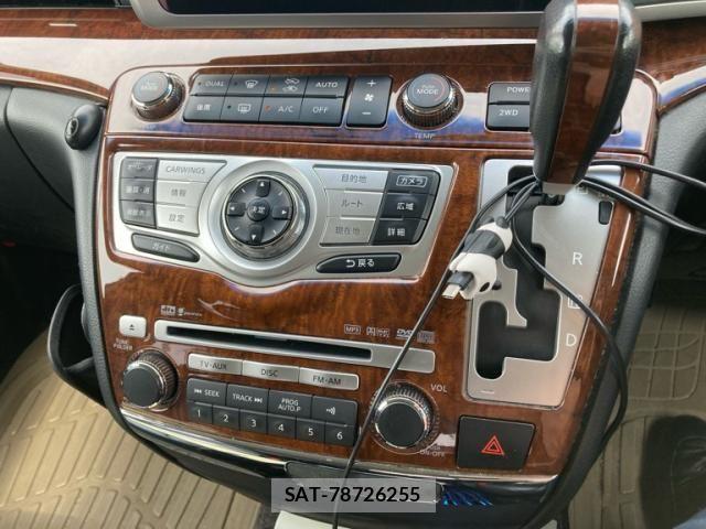Nissan ELGRAND 2008-11 8365763-17