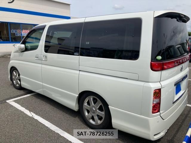 Nissan ELGRAND 2008-11 8365763-1