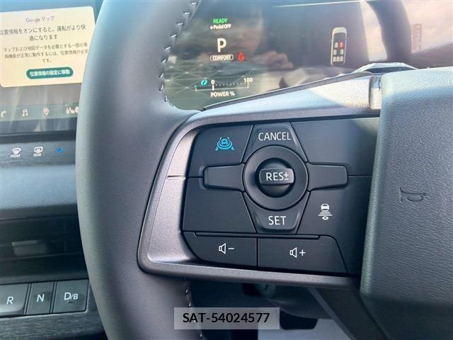 Nissan ELGRAND 2026-08 8365762-11
