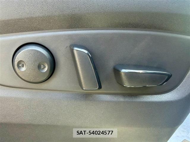 Nissan ELGRAND 2026-08 8365762-21