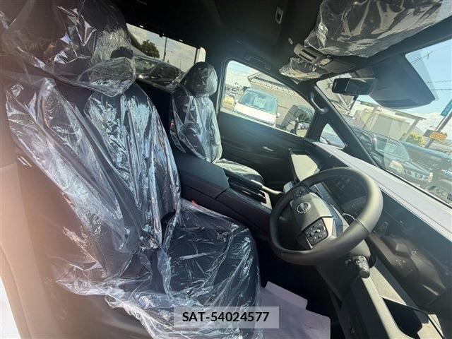 Nissan ELGRAND 2026-08 8365762-25
