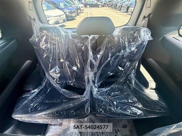 Nissan ELGRAND 2026-08 8365762-28