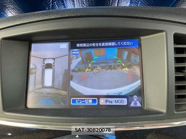 Nissan ELGRAND 2013-10 8365761-22