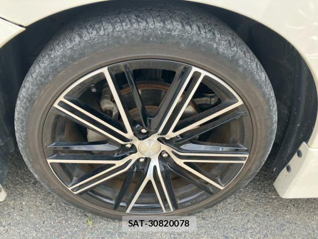 Nissan ELGRAND 2013-10 8365761-4