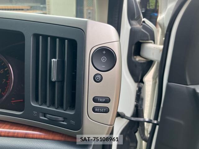 Nissan ELGRAND 2006-07 8412223-16