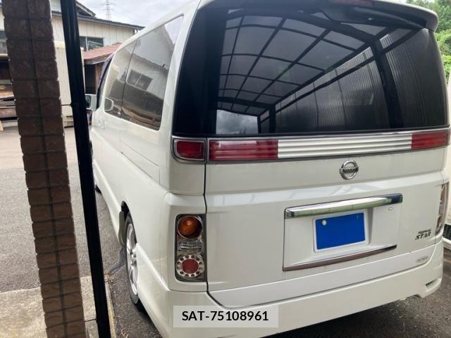 Nissan ELGRAND 2006-07 8412223-6