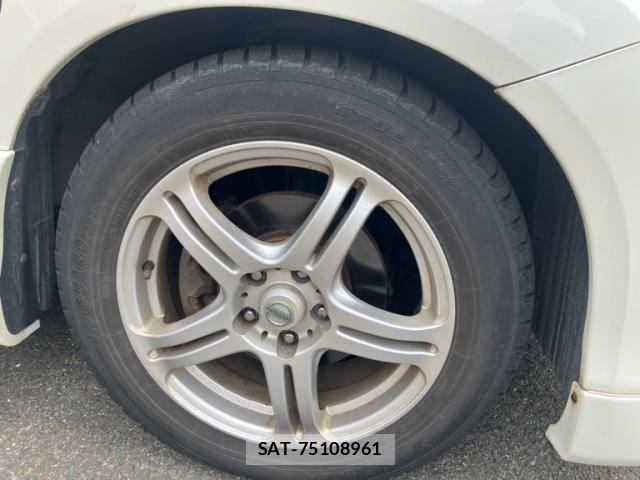Nissan ELGRAND 2006-07 8412223-7