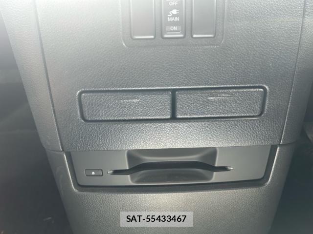 Nissan ELGRAND 2013-03 8412222-21