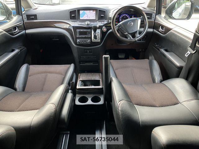 Nissan ELGRAND 2011-07 8412221-5