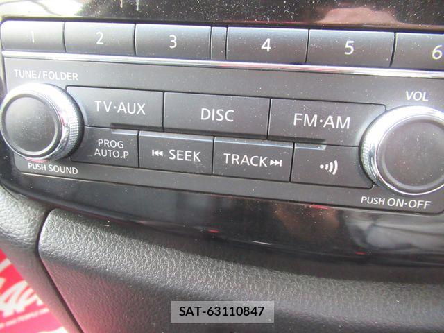 Nissan ELGRAND 2014-09 8438101-19