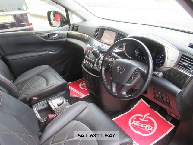 Nissan ELGRAND 2014-09 8438101-6