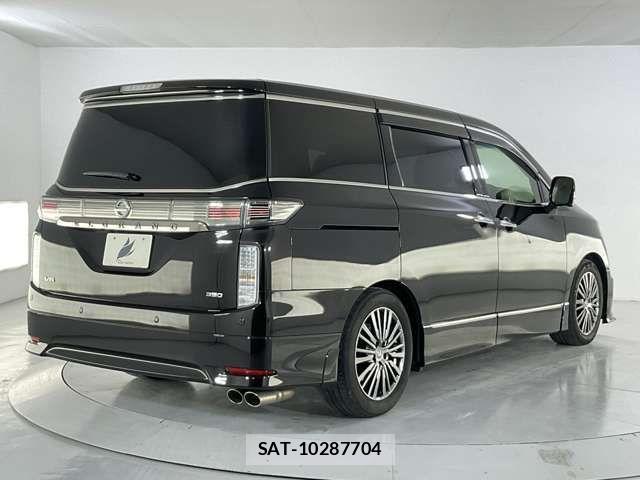 Nissan ELGRAND 2019-02 8524771-5
