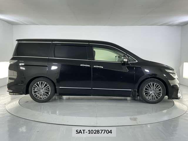 Nissan ELGRAND 2019-02 8524771-6