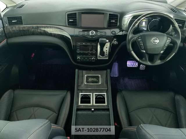 Nissan ELGRAND 2019-02 8524771-12