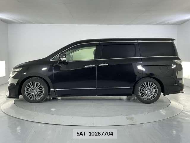 Nissan ELGRAND 2019-02 8524771-2