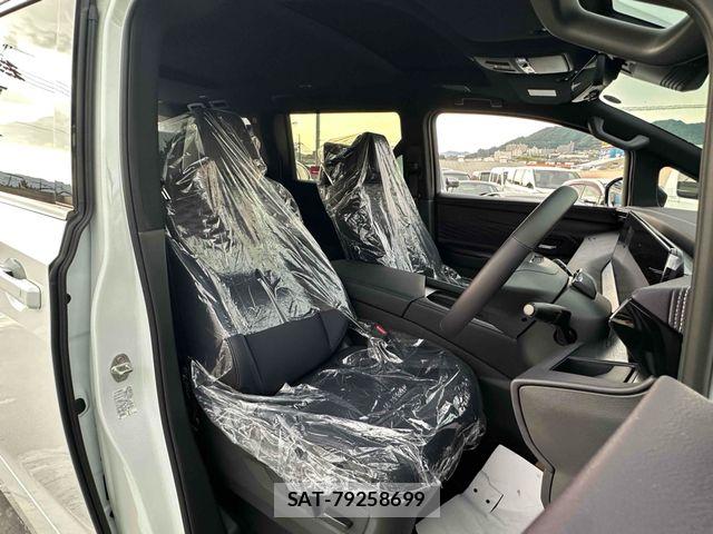 Nissan ELGRAND 2026-08 8528529-11