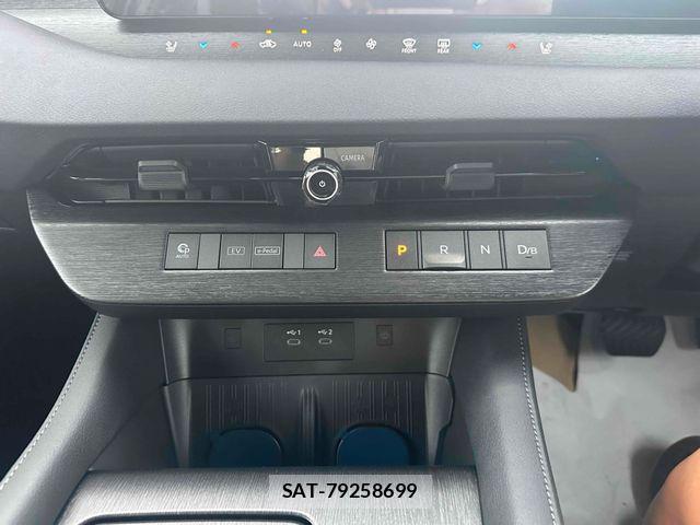 Nissan ELGRAND 2026-08 8528529-18