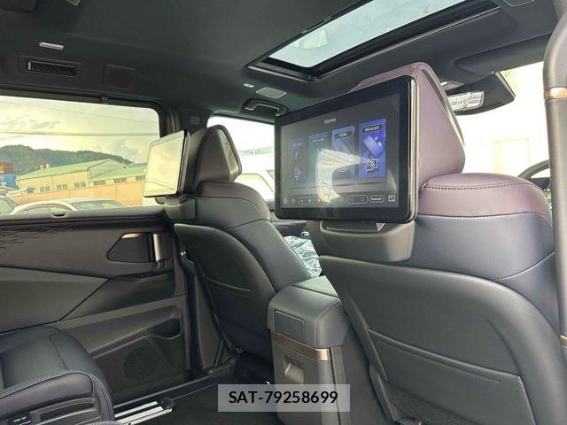 Nissan ELGRAND 2026-08 8528529-22