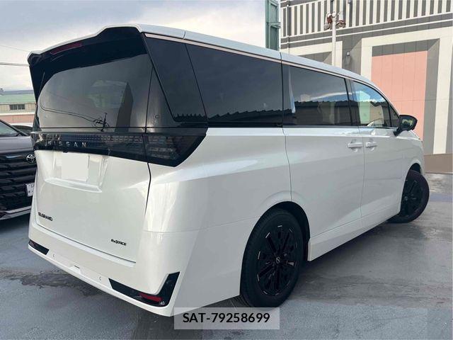 Nissan ELGRAND 2026-08 8528529-3