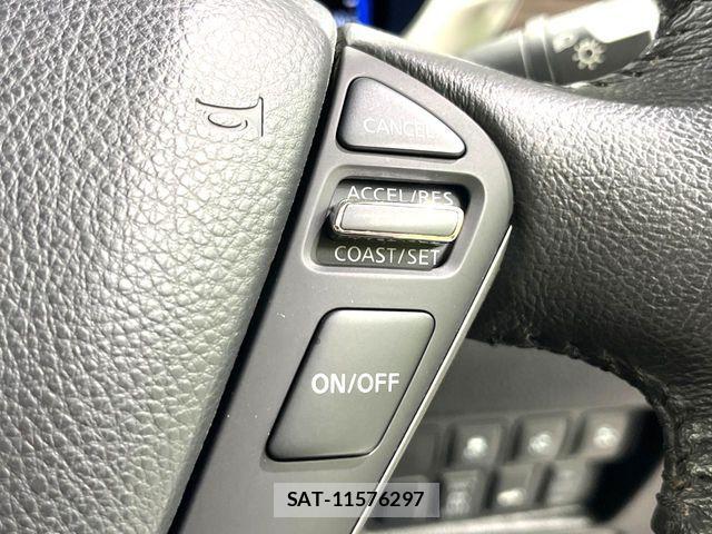 Nissan ELGRAND 2018-01 8524772-6