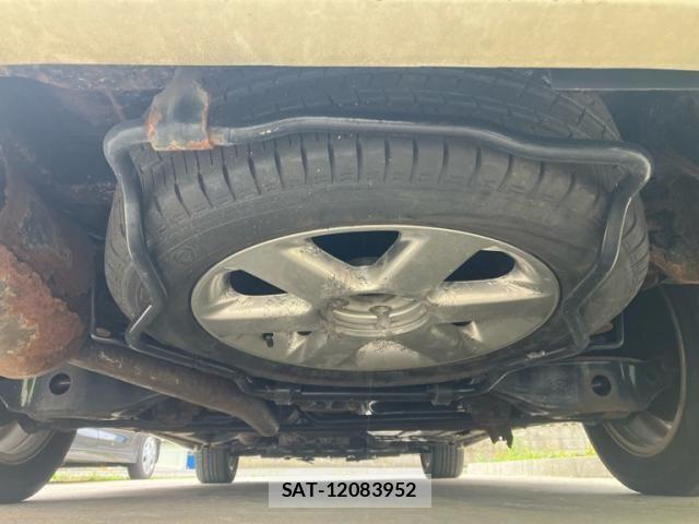 Nissan ELGRAND 2007-04 8561805-9
