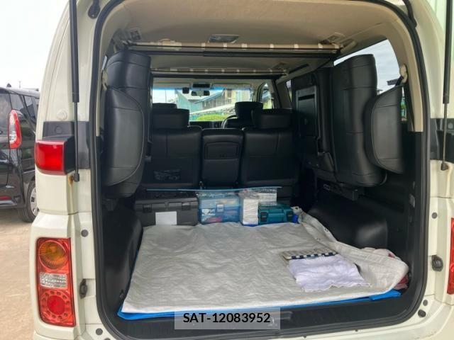 Nissan ELGRAND 2007-04 8561805-11